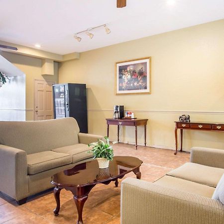 Econo Lodge Birmingham Hoover Dış mekan fotoğraf